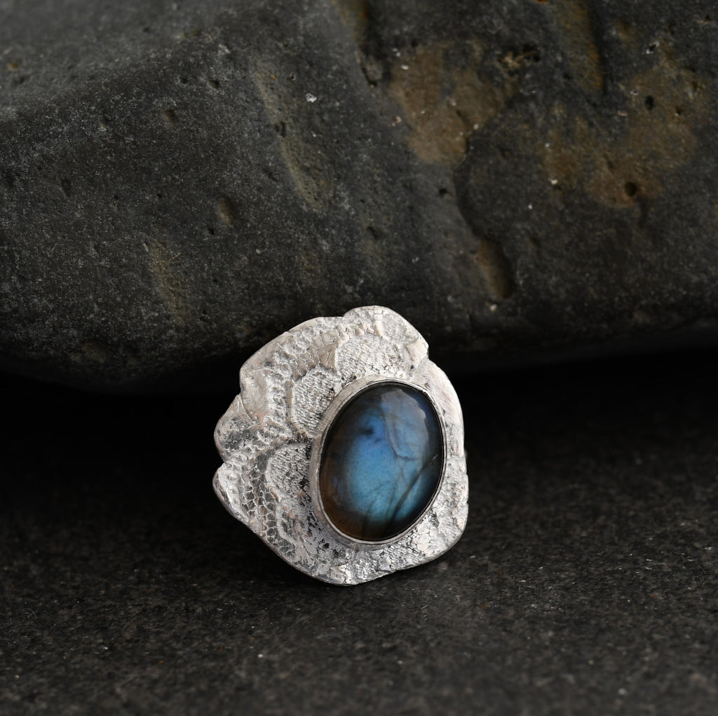 Silver Floral Ring with Labradorite