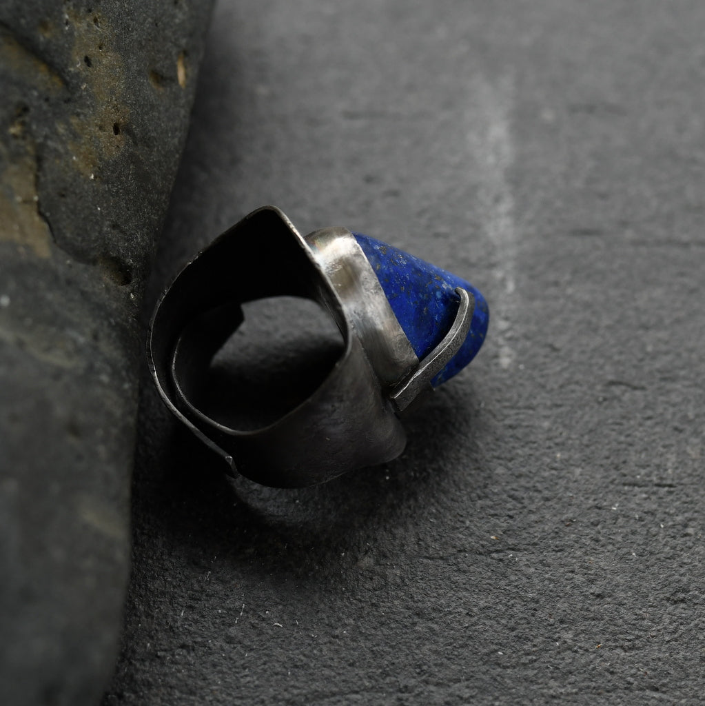 Come walk with Me in the Blue Big Lapis Lazuli Silver Ring